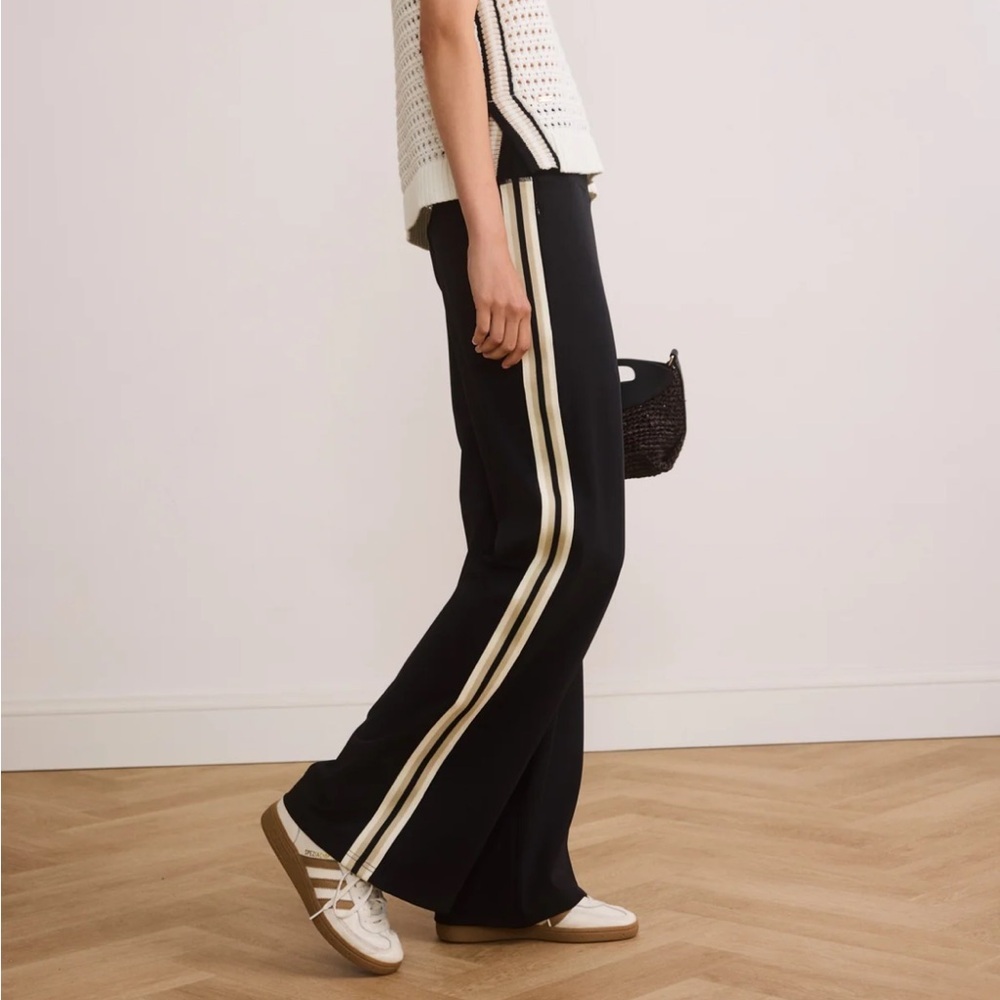 NWT LUNE ACTIVE RIVER LIFT TRACK PANTS - BLACK Size Small